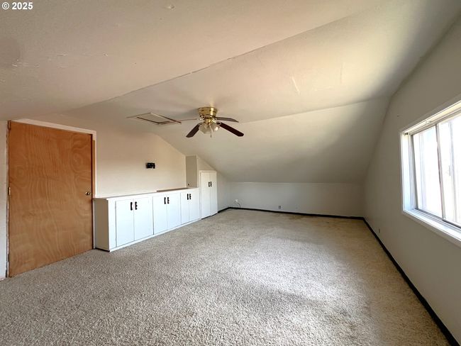Bedroom-Upper | Image 33
