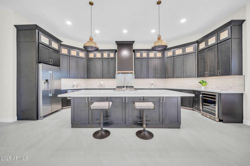 7052 E Eagle Feather Rd, Scottsdale, AZ, 85266-7112 | Card Image