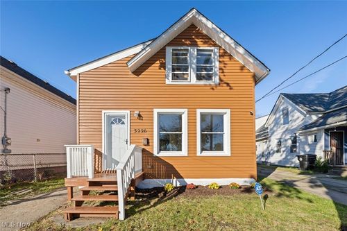 3226 W 52nd St, Cleveland, OH, 44102-5874 | Card Image