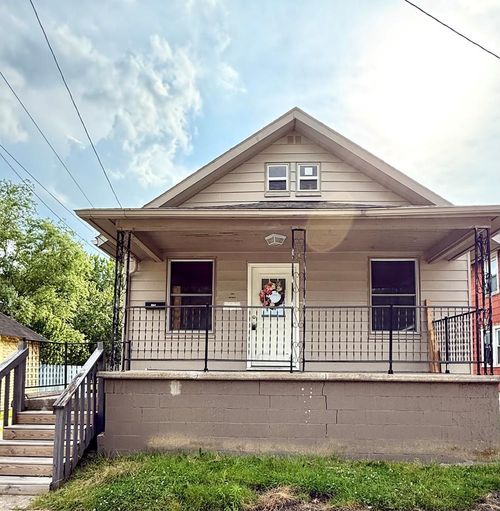 1 Hickory Ave, Moundsville, WV, 26041-1323 | Card Image