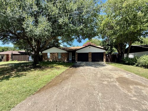 2209 Hardy Rd, Grand Prairie, TX, 75051-4554 | Card Image