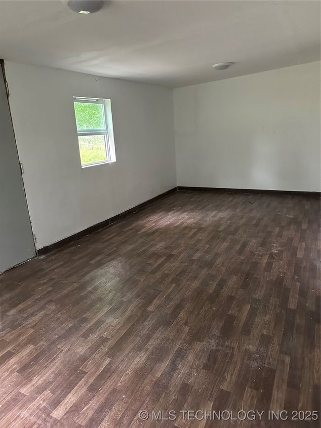 12 E Mill Ave, House other with 2 bedrooms, 2 bathrooms and null parking in Sapulpa OK | Image 24