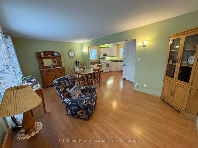 94 Montcalm St, House other with 2 bedrooms, 2 bathrooms and 6 parking in Goderich ON | Image 6