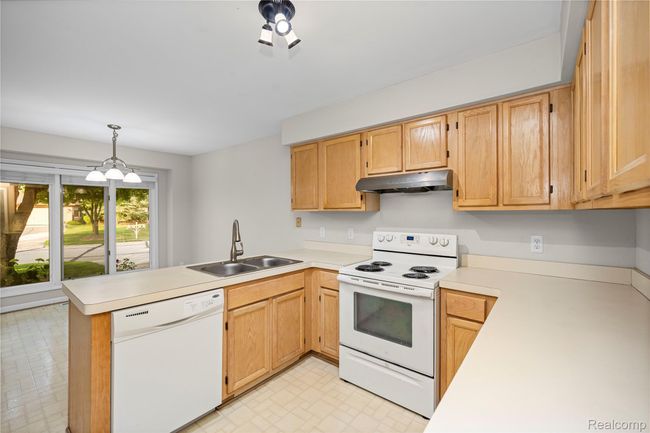 010- 5805 Dawn Ridge - .jpg | Image 15