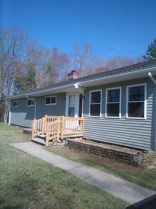 76 Hall Rd, Sturbridge, MA, 01566-1279 | Card Image