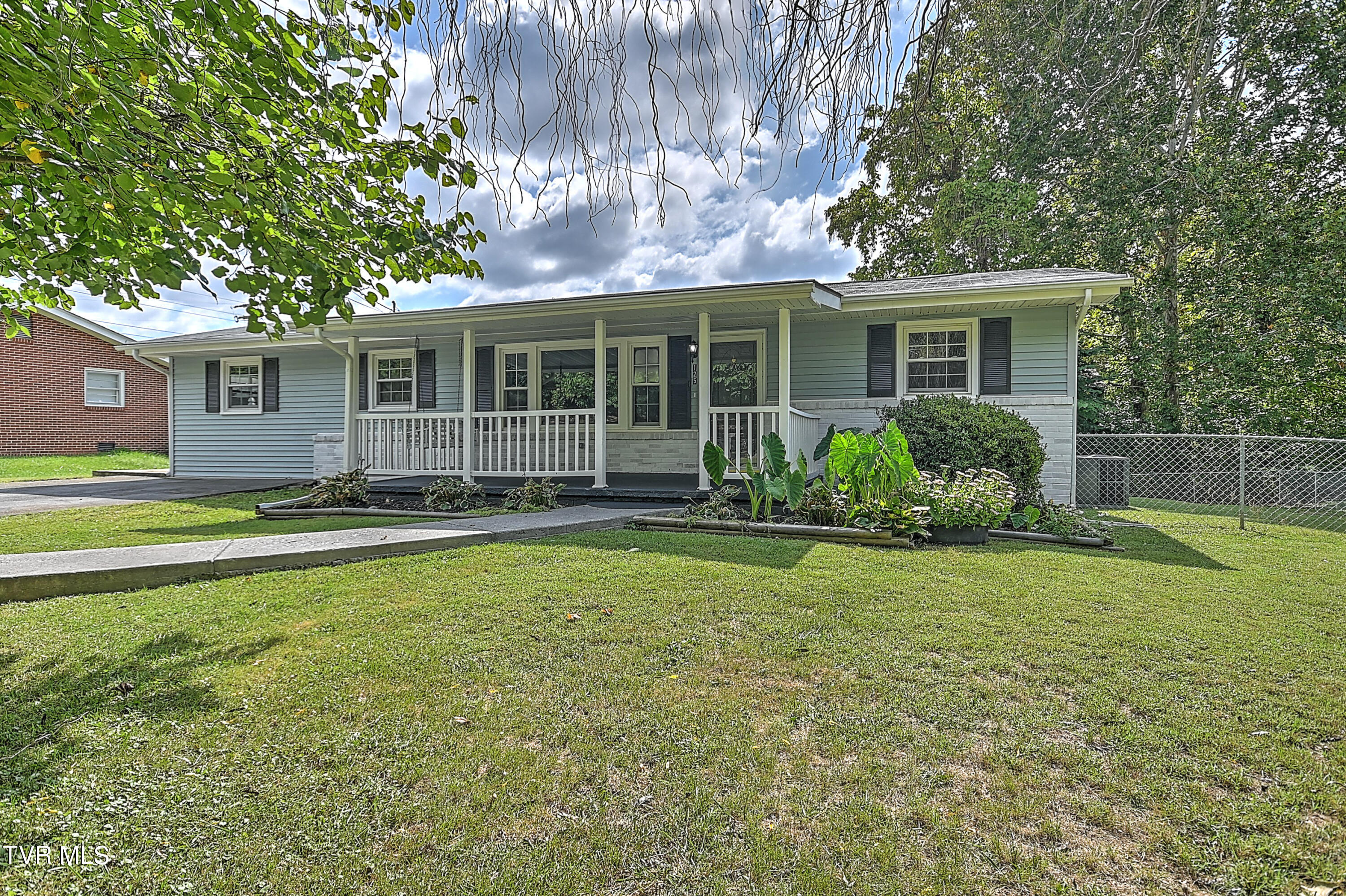 Cedar Valley Rd, Bristol, TN 37620
