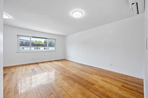 657 Evergreen Ave, Brooklyn, NY, 11207-1109 | Card Image