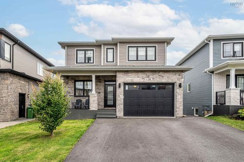 16 Shirley Elliot Crt, Bedford, NS, B4B0Z8 | Card Image