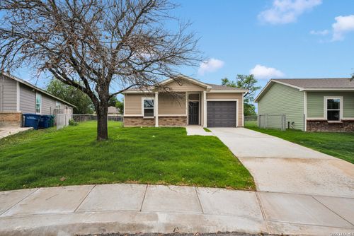 611 Villa Linda, San Antonio, TX, 78237-1339 | Card Image