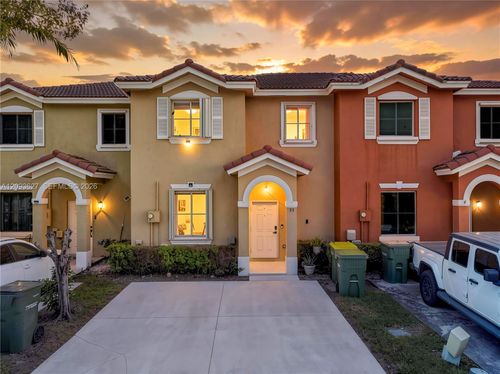 85 Sw 15th Ter, Homestead, FL, 33030-6687 | Card Image