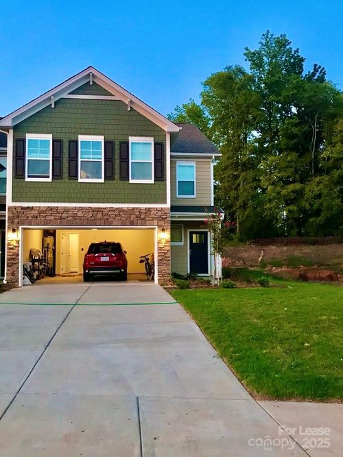 1469 Bramblewood Dr, Fort Mill, SC, 29708-9291 | Card Image