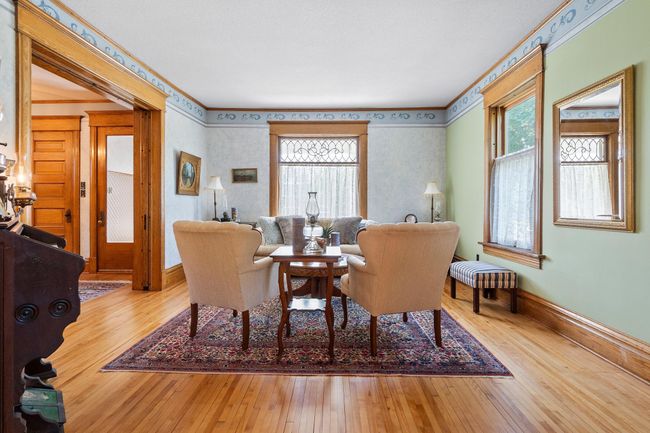 Sitting Room | Image 11