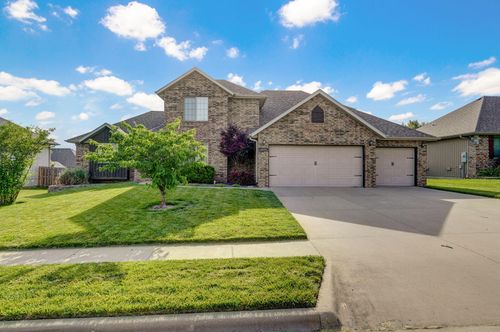 1428 S Appomattox Ave, Republic, MO, 65738-7801 | Card Image