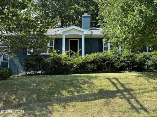 1223 Everett Ave, Maryville, TN, 37804-4109 | Card Image