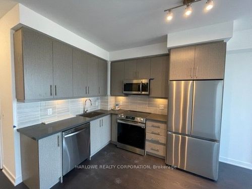 2406-105 Oneida Cres, Richmond Hill, ON, L4B0H6 | Card Image