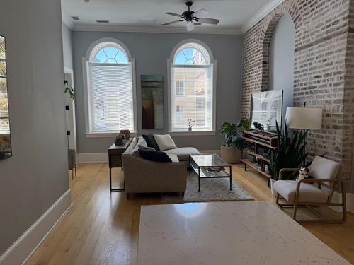 202-28 Broad Street, Charleston, SC, 29401 | Card Image