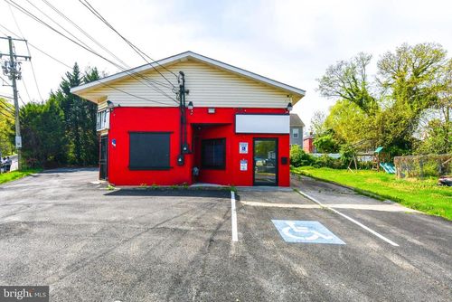 5443 Addison Rd, FAIRMOUNT HEIGHTS, MD, 20743-6535 | Card Image