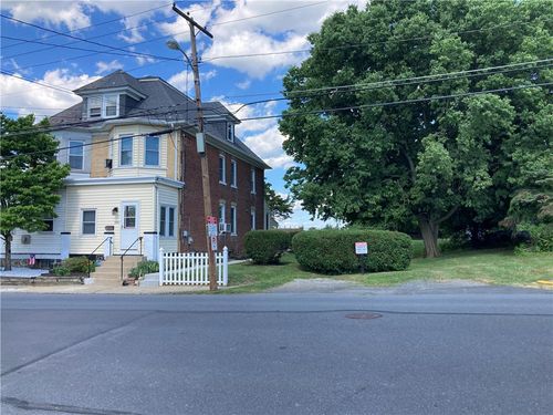 840 Packer St, EASTON, PA, 18042-7358 | Card Image