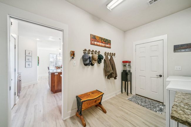 Laundry/Mud Room 2 | Image 31