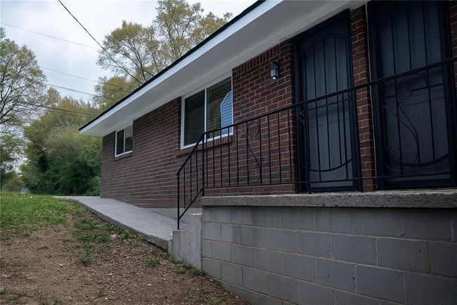 2831 Palm Dr, Home with 2 bedrooms, 1 bathrooms and 3 parking in Atlanta GA | Image 19