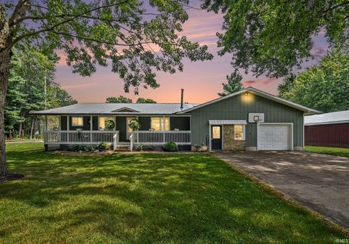 51134 County Road 37, Middlebury, IN, 46540-9635 | Card Image