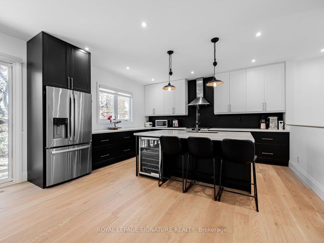 22 Yorkleigh Ave, House other with 6 bedrooms, 4 bathrooms and 4 parking in Etobicoke ON | Image 17