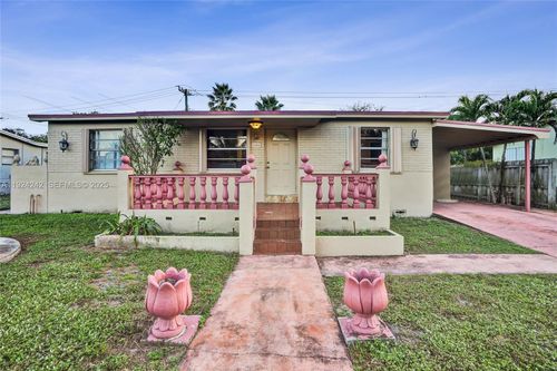 6404 Evans St, Hollywood, FL, 33024-2026 | Card Image