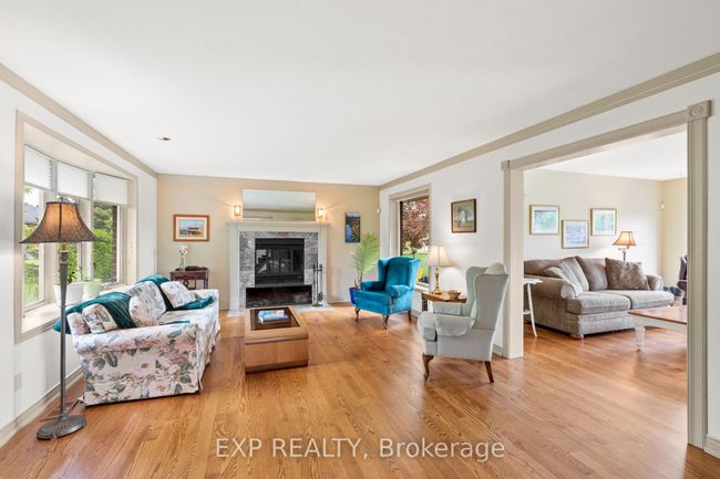 4 Barry Burn Crt, House other with 4 bedrooms, 3 bathrooms and 10 parking in Nepean ON | Image 7