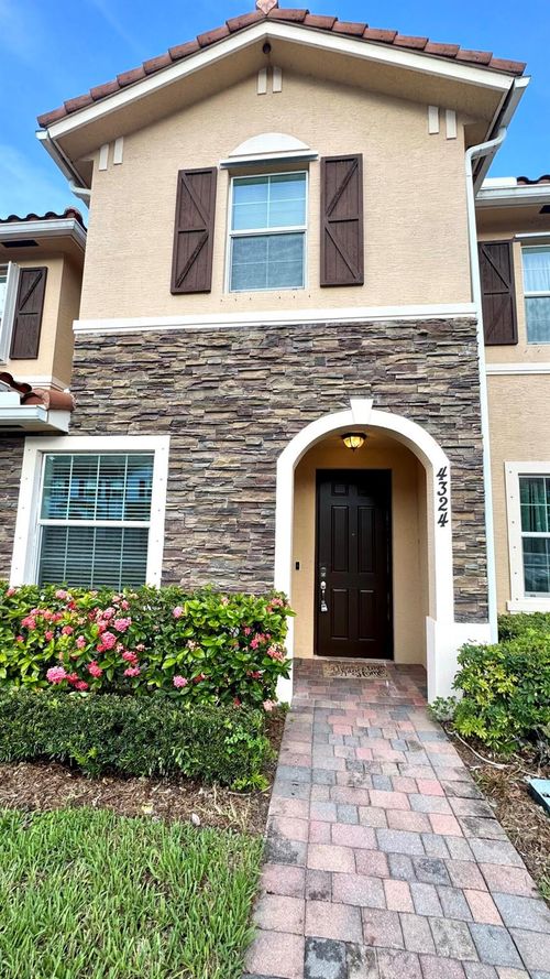 4324 Maybelle Ln, West Palm Beach, FL, 33417-8361 | Card Image