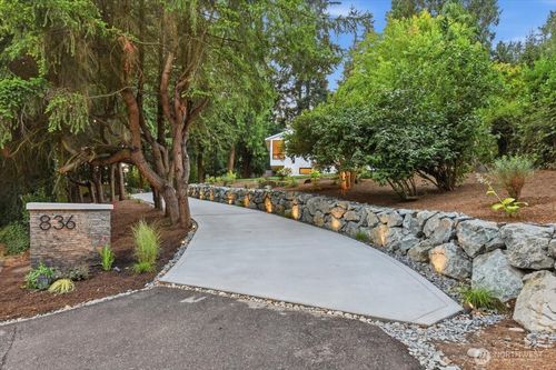 836 Nw Richmond Beach Rd, Shoreline, WA, 98177-3218 | Card Image
