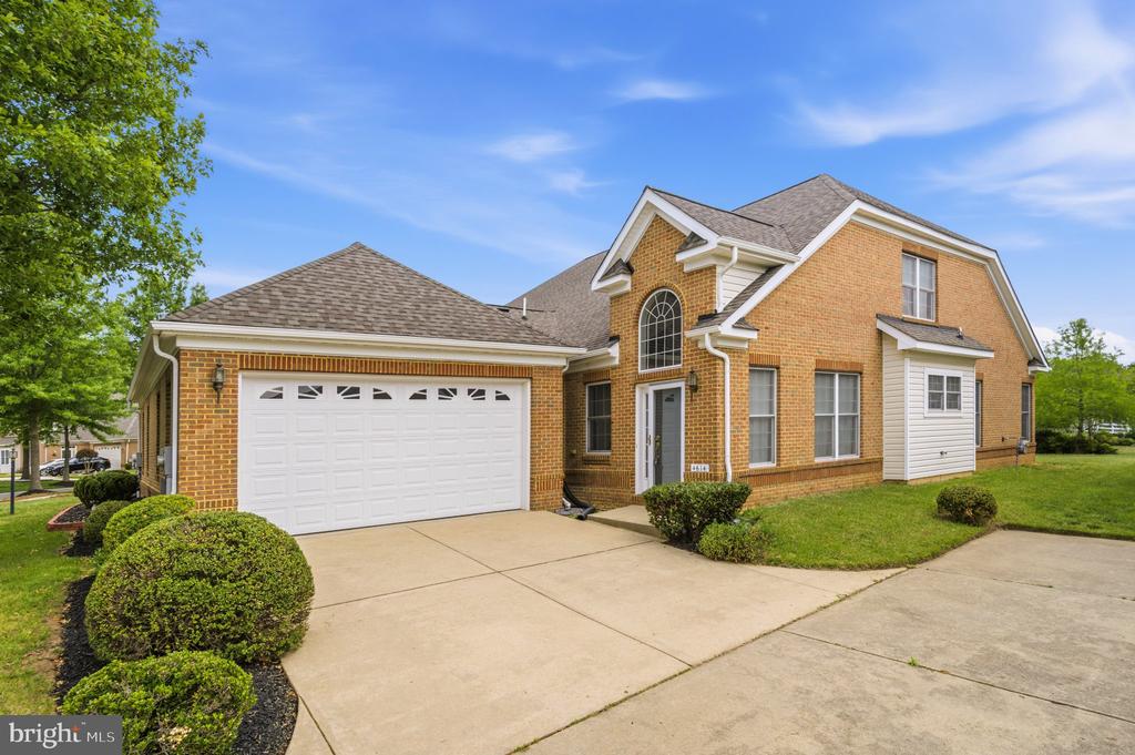 Residential in WHITE PLAINS 2