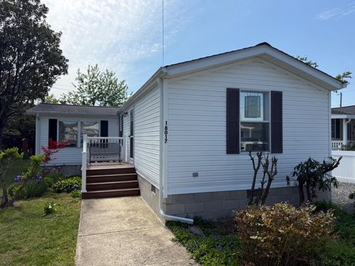 18017 Howard Dr, REHOBOTH BEACH, DE, 19971-9207 | Card Image