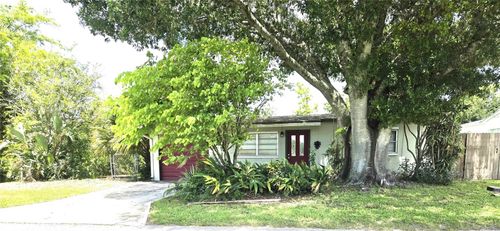 2001 Se 8th Ave, Okeechobee, FL, 34974-5381 | Card Image