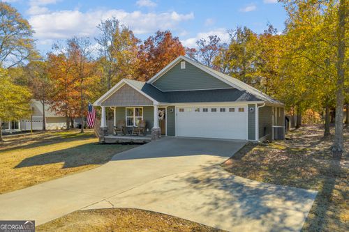 323 N Point Cir, Hartwell, GA, 30643-5014 | Card Image