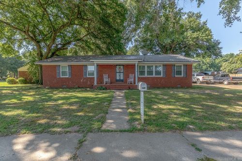 815 Betty Lynn St, Osceola, AR, 72370-1703 | Card Image