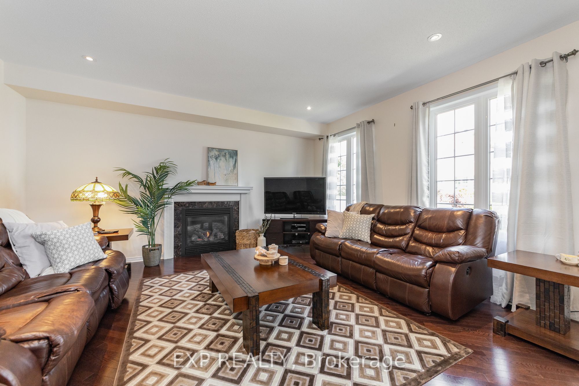 Residential in Barrhaven 2