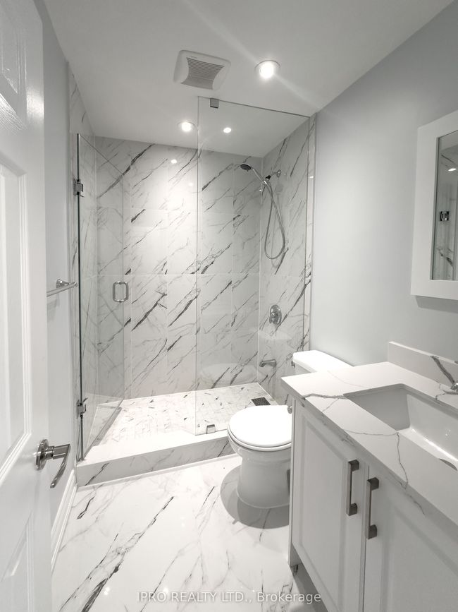 75 Admiral Rd, House other with 5 bedrooms, 2 bathrooms and 3 parking in Ajax ON | Image 7