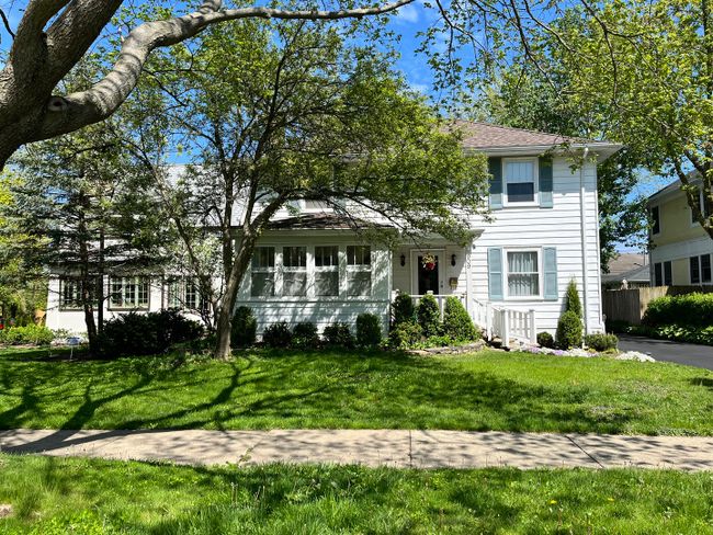 909 Summit Avenue, House other with 5 bedrooms, 4 bathrooms and 2 parking in Lake Forest IL | Image 2