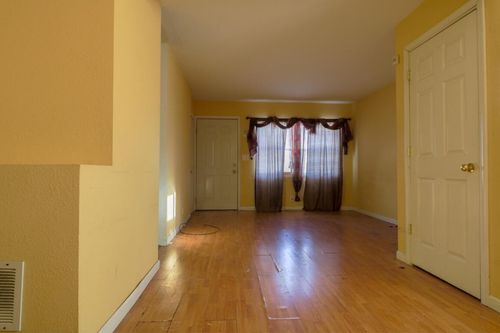 5725 N 60th Street, Milwaukee, WI, 53218 | Card Image