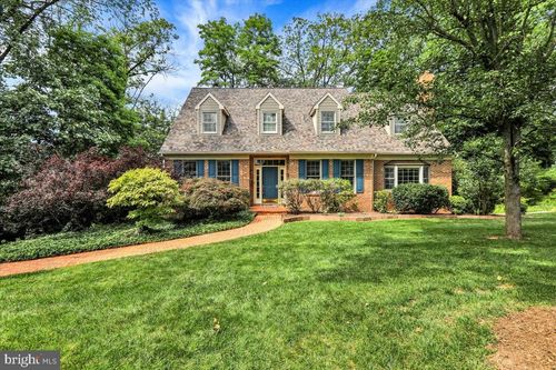 61 Grandview, WYOMISSING HILLS, PA, 19609 | Card Image