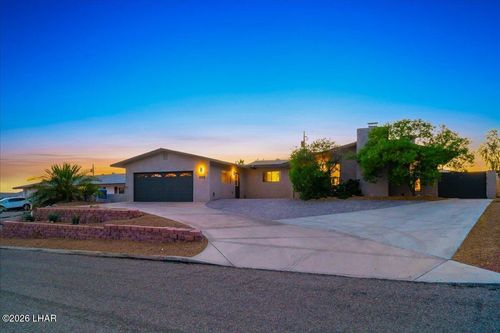 3309 Newport Dr, Lake Havasu City, AZ, 86406-5551 | Card Image