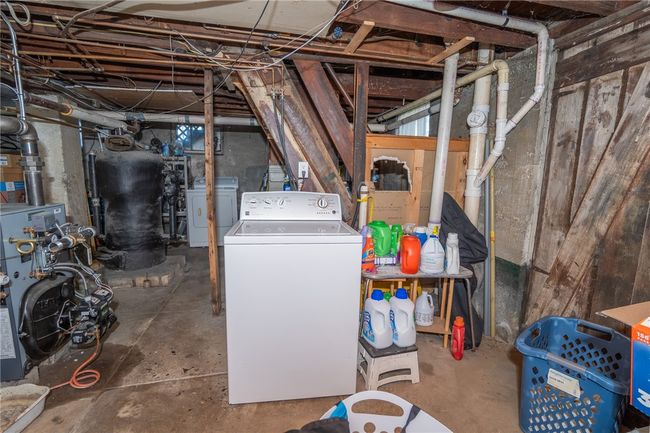101 Collins St, House other with 3 bedrooms, 2 bathrooms and 6 parking in Attleboro MA | Image 26