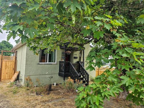 640 Campbell St, Nanaimo, BC, V9R3H2 | Card Image