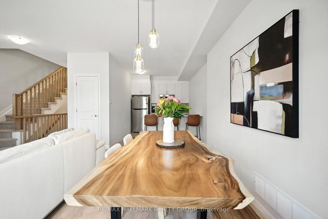 702 Confluence Walk, House attached with 2 bedrooms, 2 bathrooms and 1 parking in Ottawa ON | Image 13