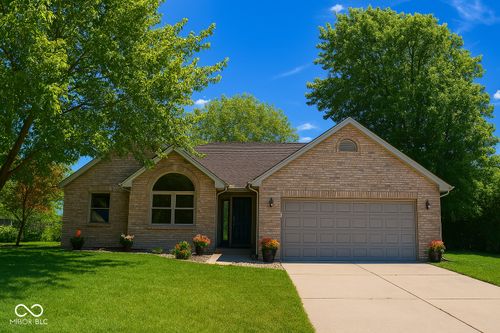 3363 Paddington Dr, Columbus, IN, 47203-4328 | Card Image