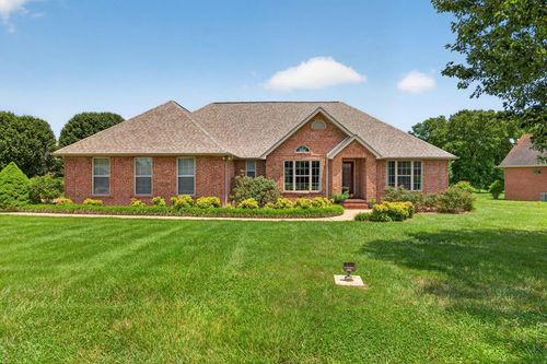 205 Hearthstone Dr, Sparta, TN, 38583-5143 | Card Image
