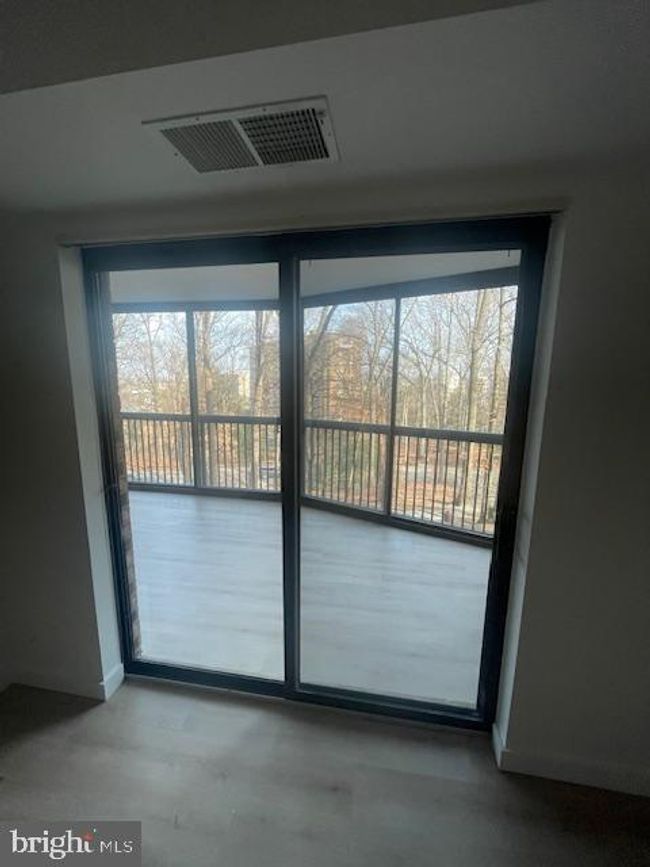 APT-114 - 5903 Mount Eagle Dr, Condo with 2 bedrooms, 2 bathrooms and null parking in ALEXANDRIA VA | Image 35