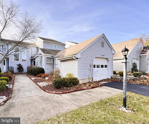4C Rutherford Hayes Dr, MONROE TOWNSHIP, NJ, 08831-5677 | Card Image