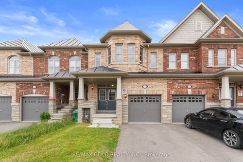 120 Finegan Cir, Brampton, ON, L7A4Z9 | Card Image