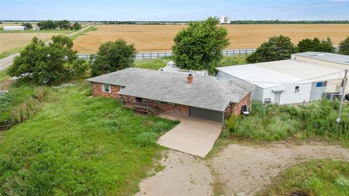 21200 W Furguson Ave, Nardin, OK, 74646-5006 | Card Image